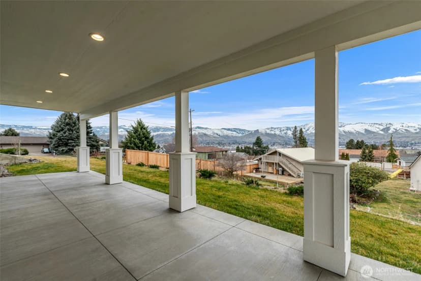 Property photo for 327 23rd Street, East Wenatchee photo 30
