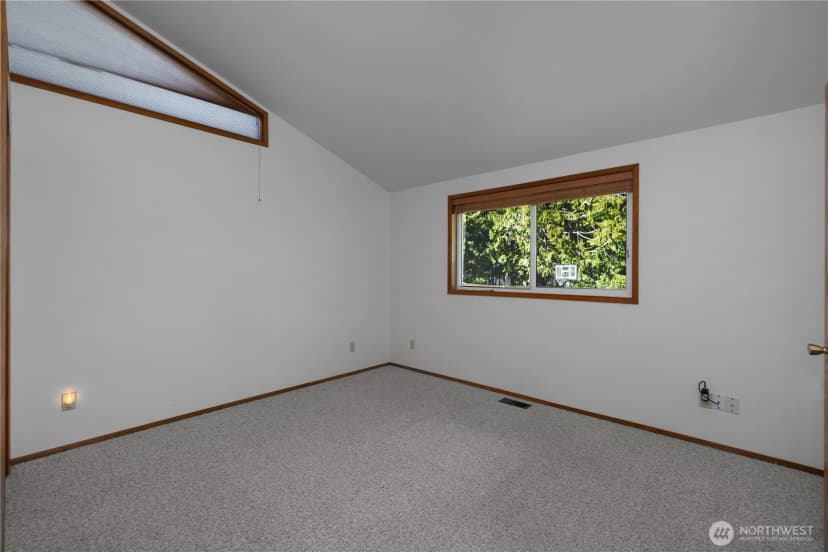 Property photo for 10547 Summit Lake Road Nw, Olympia photo 20