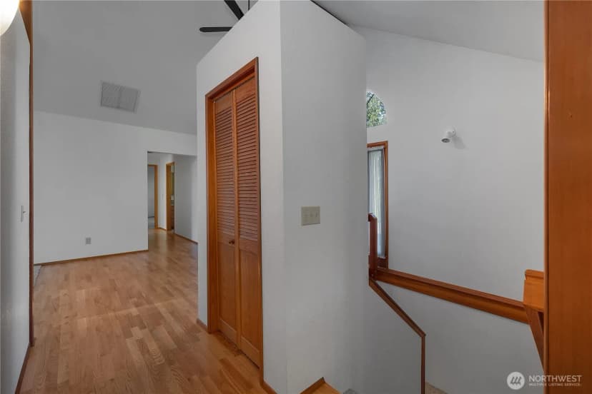 Property photo for 10547 Summit Lake Road Nw, Olympia photo 23