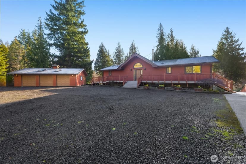 Property photo for 10547 Summit Lake Road Nw, Olympia photo 3
