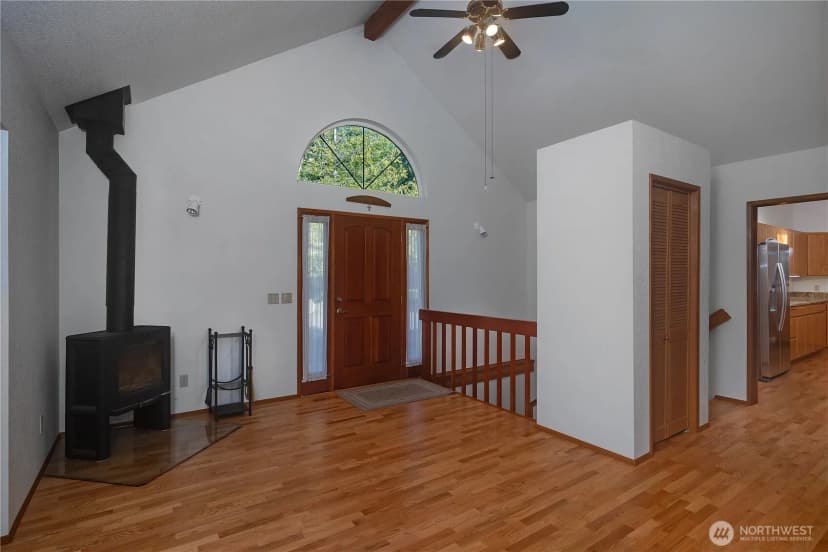 Property photo for 10547 Summit Lake Road Nw, Olympia photo 6