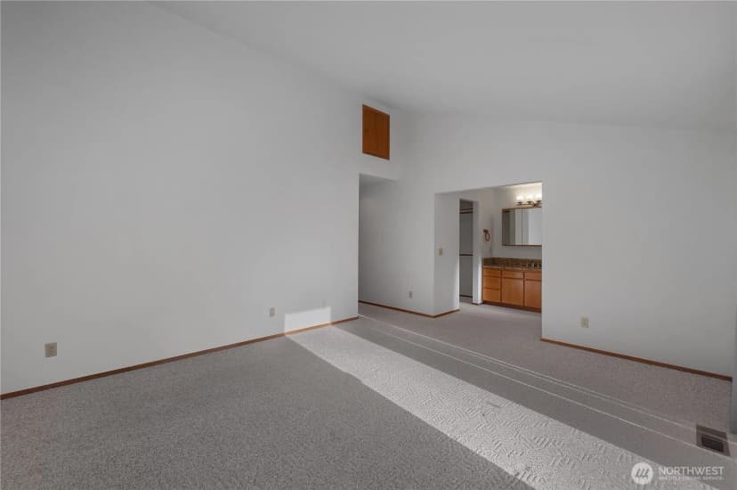 Property photo for 10547 Summit Lake Road Nw, Olympia photo 13
