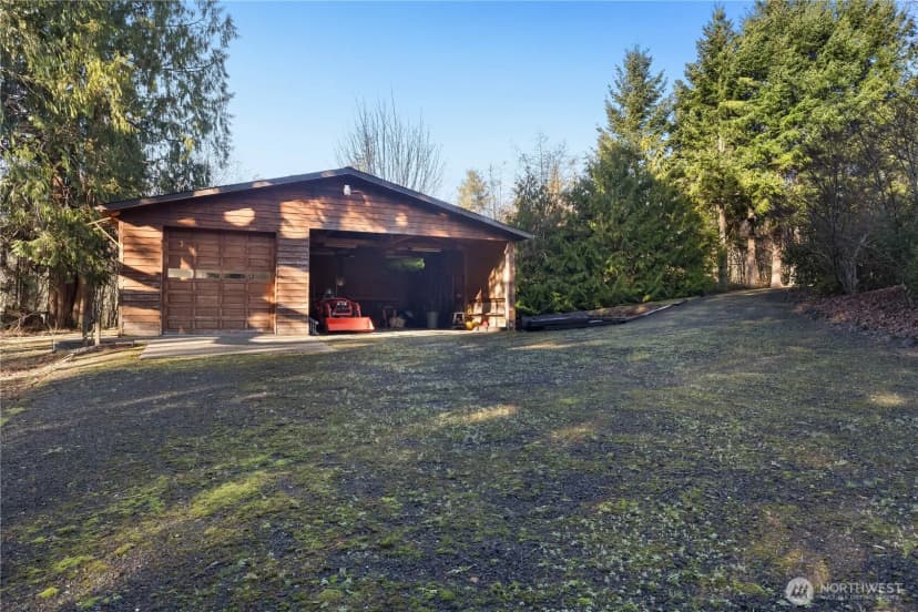 Property photo for 10547 Summit Lake Road Nw, Olympia photo 34