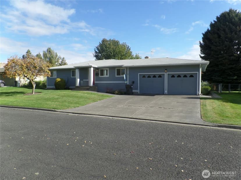Property photo for 32 Ne Tremont Drive, College Place photo 40