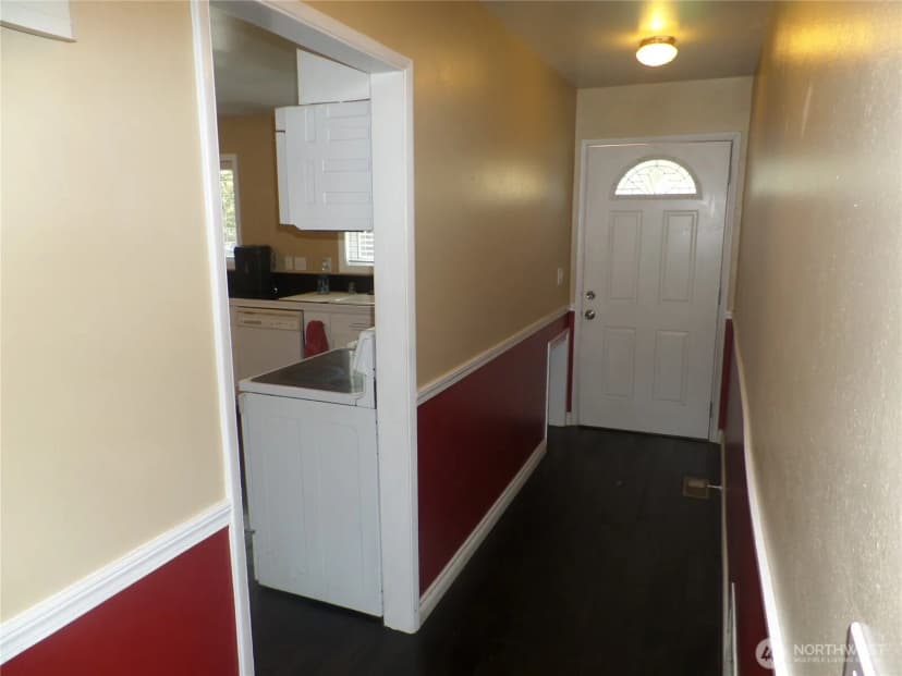 Property photo for 32 Ne Tremont Drive, College Place photo 2