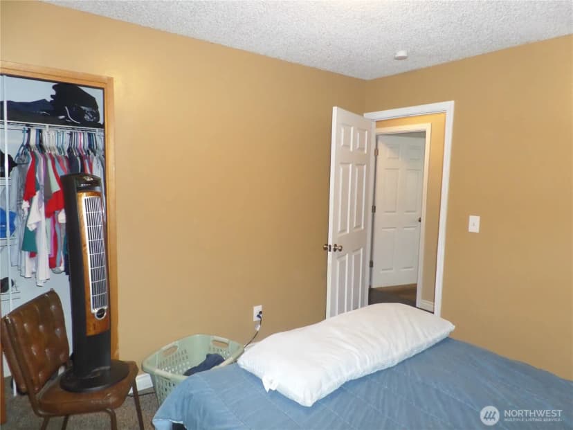 Property photo for 32 Ne Tremont Drive, College Place photo 17