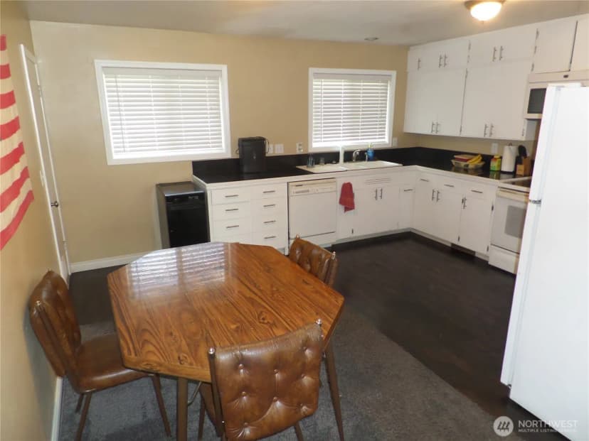 Property photo for 32 Ne Tremont Drive, College Place photo 7