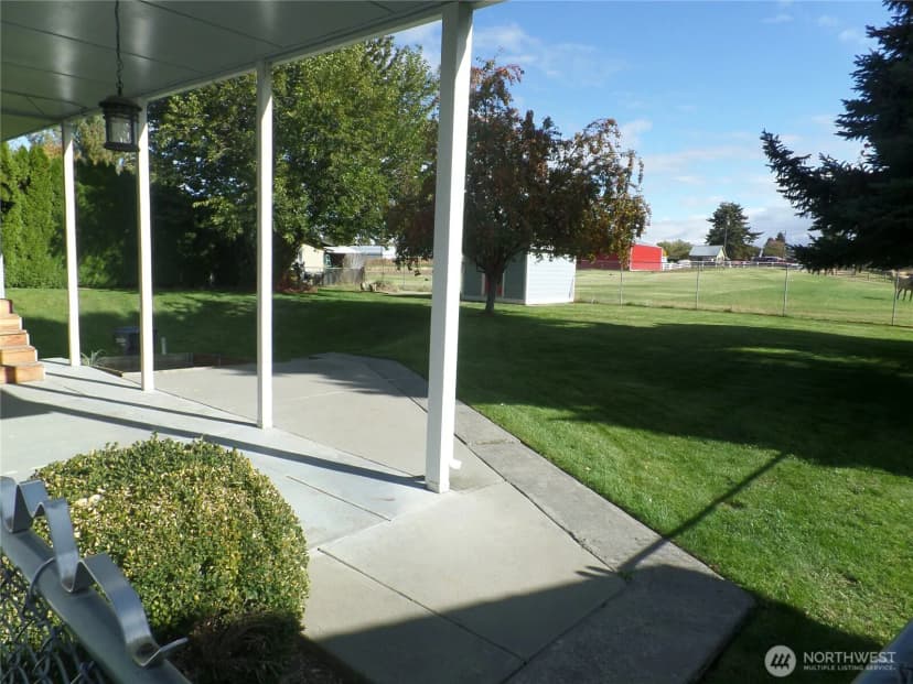 Property photo for 32 Ne Tremont Drive, College Place photo 25