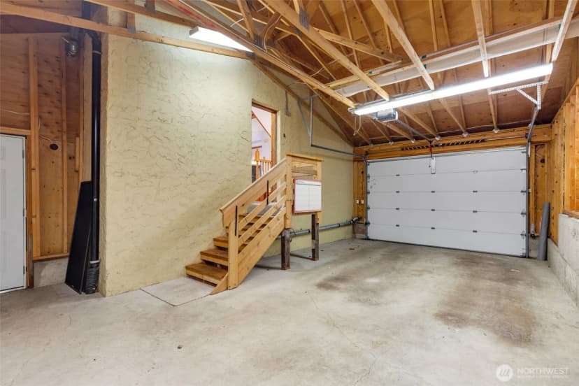 Property photo for 5305 Sw Shore Place, Seattle photo 31