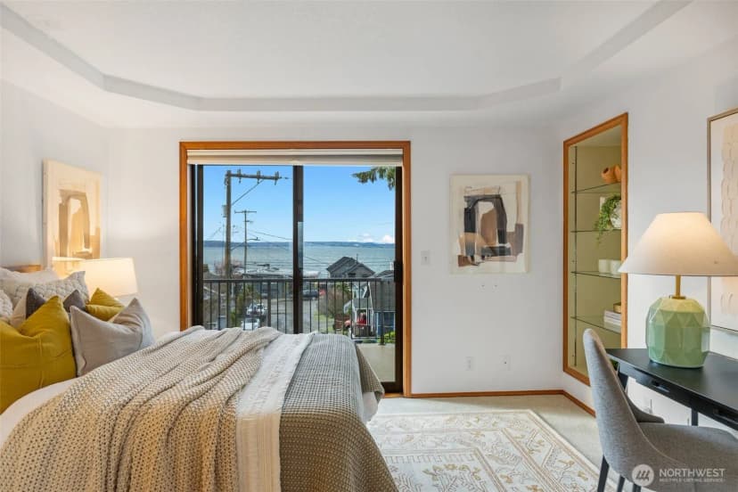 Property photo for 5305 Sw Shore Place, Seattle photo 18