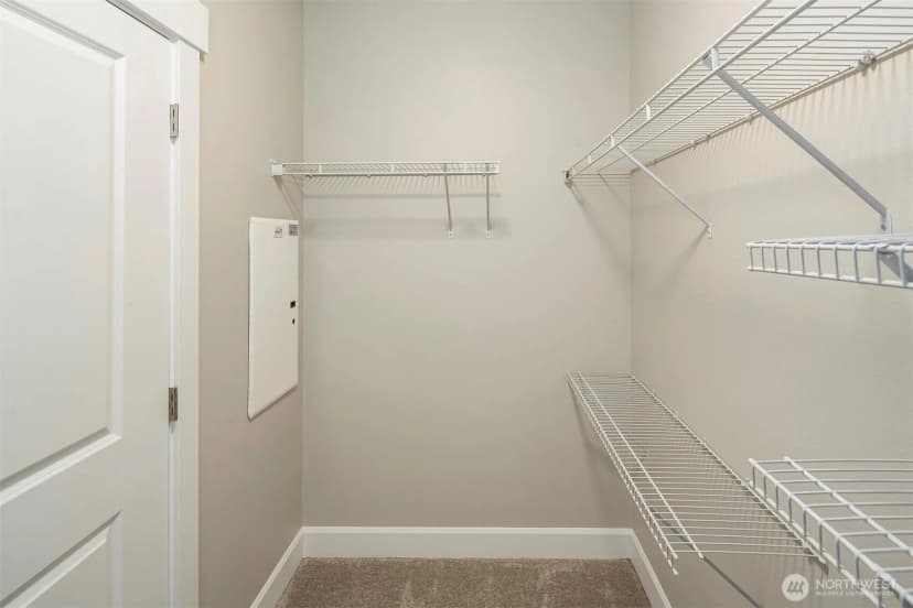 Property photo for 1840 25th Avenue Ne #412, Issaquah photo 10