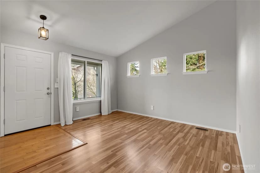 Property photo for 12827 14th Avenue W, Everett photo 3