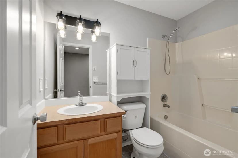 Property photo for 12827 14th Avenue W, Everett photo 27