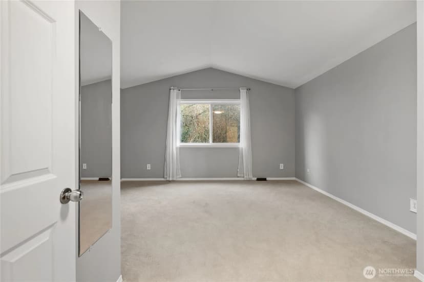 Property photo for 12827 14th Avenue W, Everett photo 20