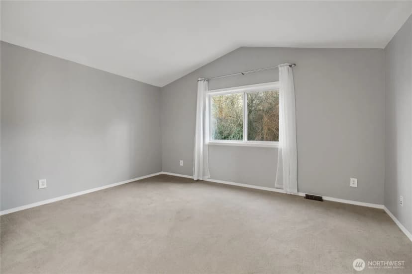 Property photo for 12827 14th Avenue W, Everett photo 21