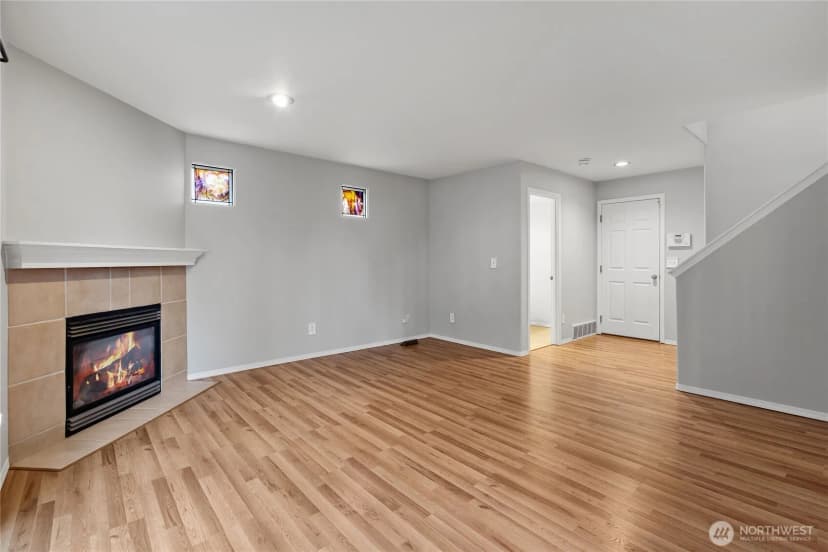 Property photo for 12827 14th Avenue W, Everett photo 16
