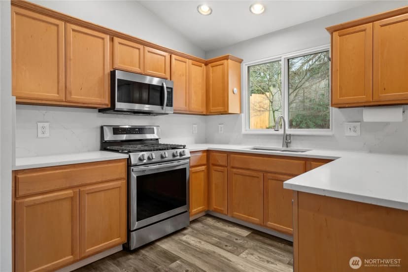 Property photo for 12827 14th Avenue W, Everett photo 10