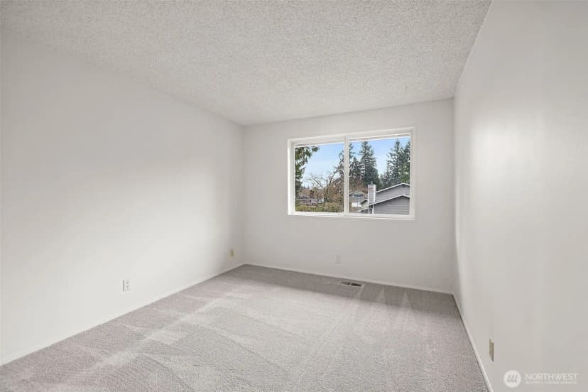 Property photo for 2009 Dayton Drive Se, Renton photo 8
