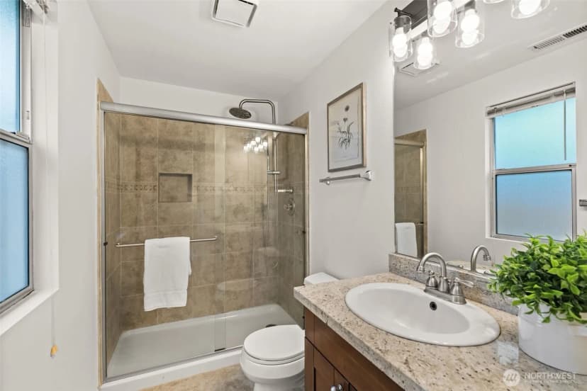 Property photo for 6935 Troy Lane Ne, Bremerton photo 15