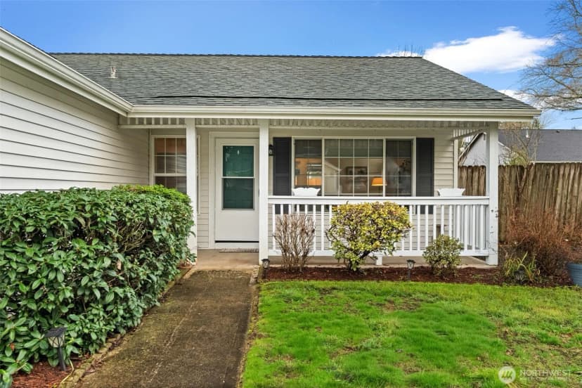 Property photo for 6935 Troy Lane Ne, Bremerton photo 2