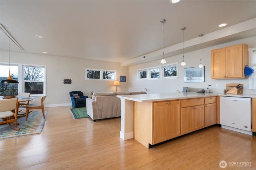 Property photo for 1418 6th Street, Anacortes photo 10