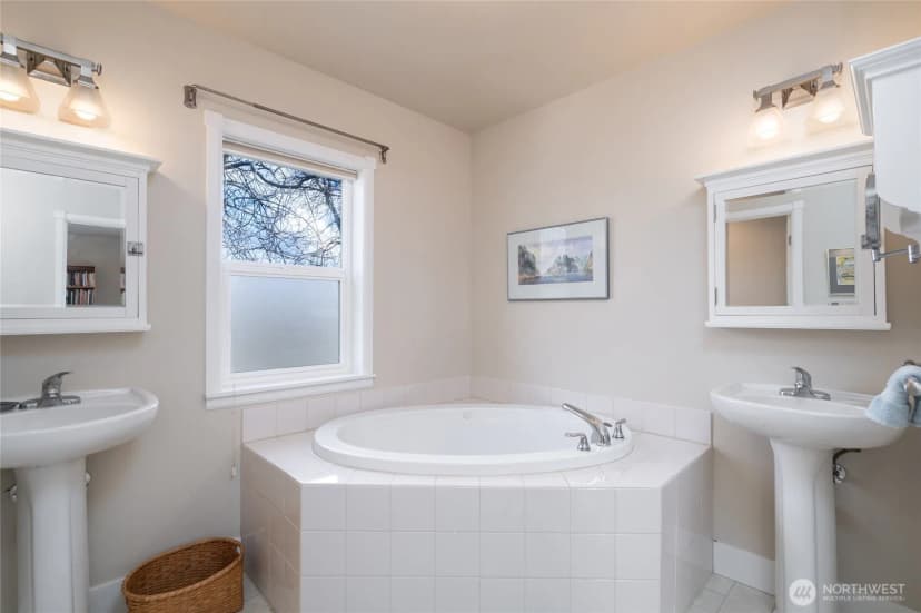 Property photo for 1418 6th Street, Anacortes photo 19