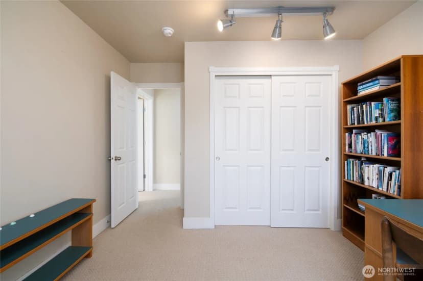 Property photo for 1418 6th Street, Anacortes photo 23