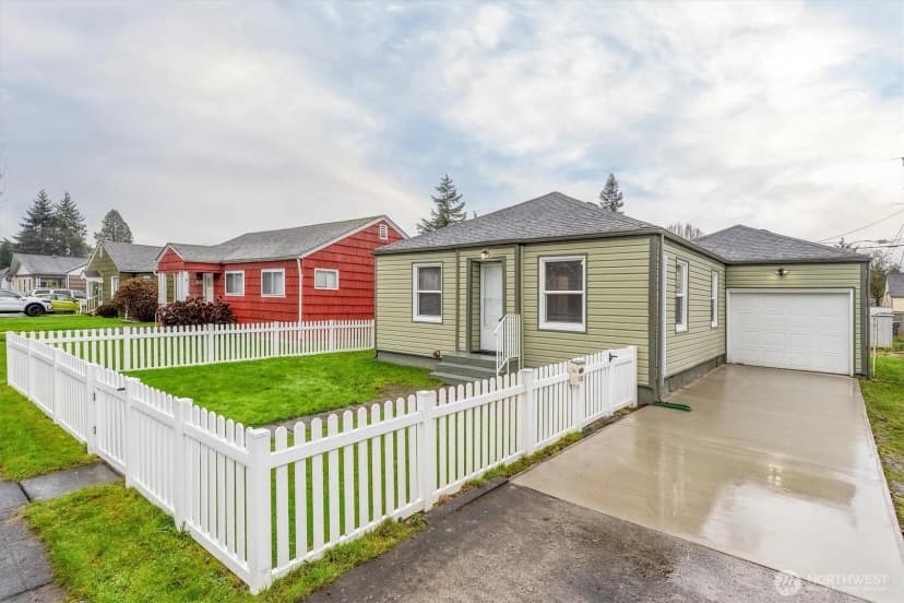 Property photo for 3103 Field Street, Longview
