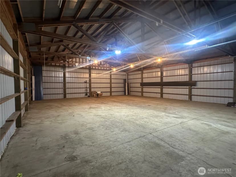 Property photo for 17107 Mill Ln, Long Beach photo 36