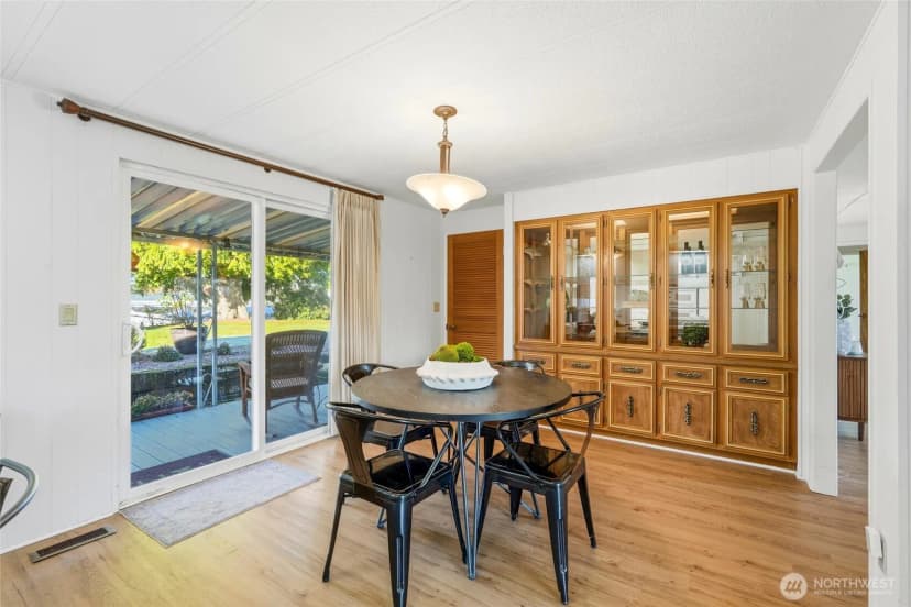 Property photo for 11813 Ne 172nd Street, Bothell photo 6