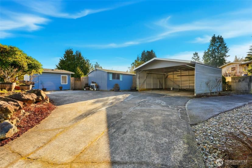 Property photo for 11813 Ne 172nd Street, Bothell photo 28