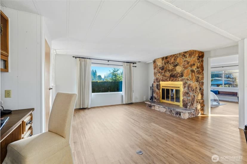 Property photo for 11813 Ne 172nd Street, Bothell photo 10