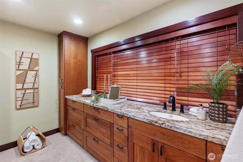 Property photo for 6916 Soundview Drive, Gig Harbor photo 19
