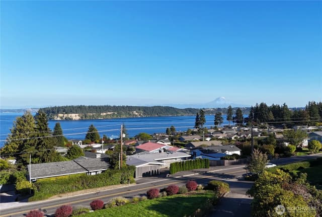 Property photo for 6916 Soundview Drive, Gig Harbor photo 4