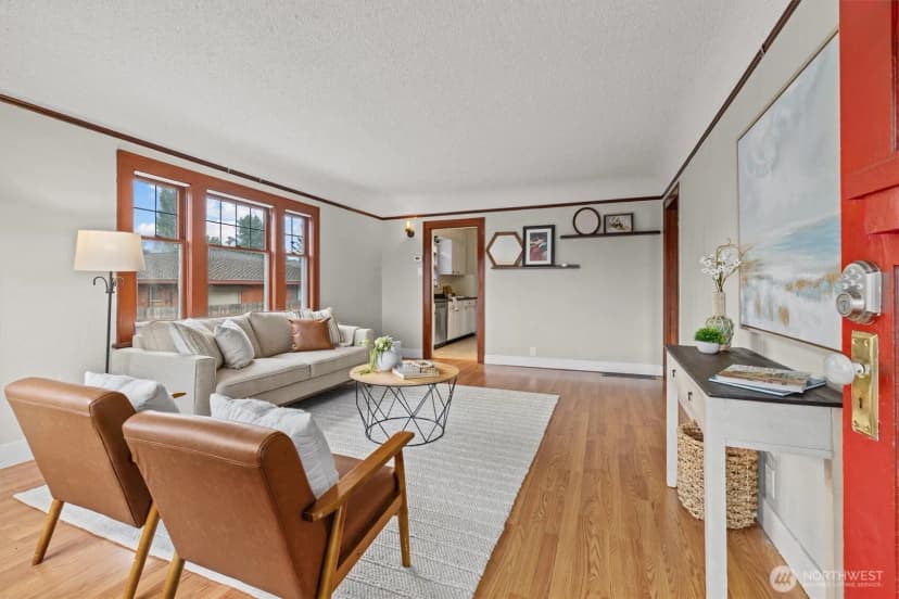 Property photo for 1211 N 3rd Street, Renton photo 2