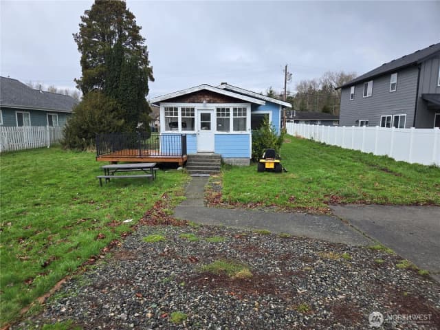 Property photo for 456 D Street Street, Blaine