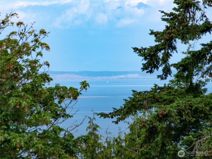 Property photo for 412 Doe Run Road, Sequim photo 15