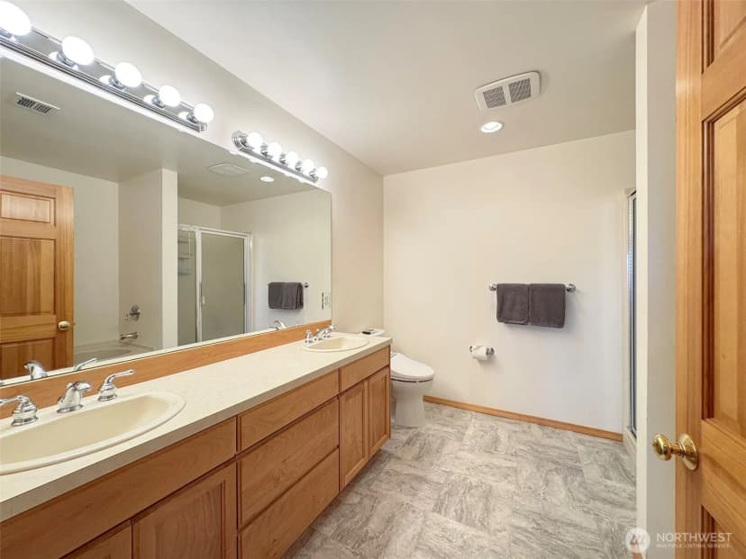 Property photo for 412 Doe Run Road, Sequim photo 35
