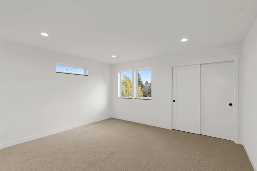 Property photo for 313 17th Avenue E, Seattle photo 22