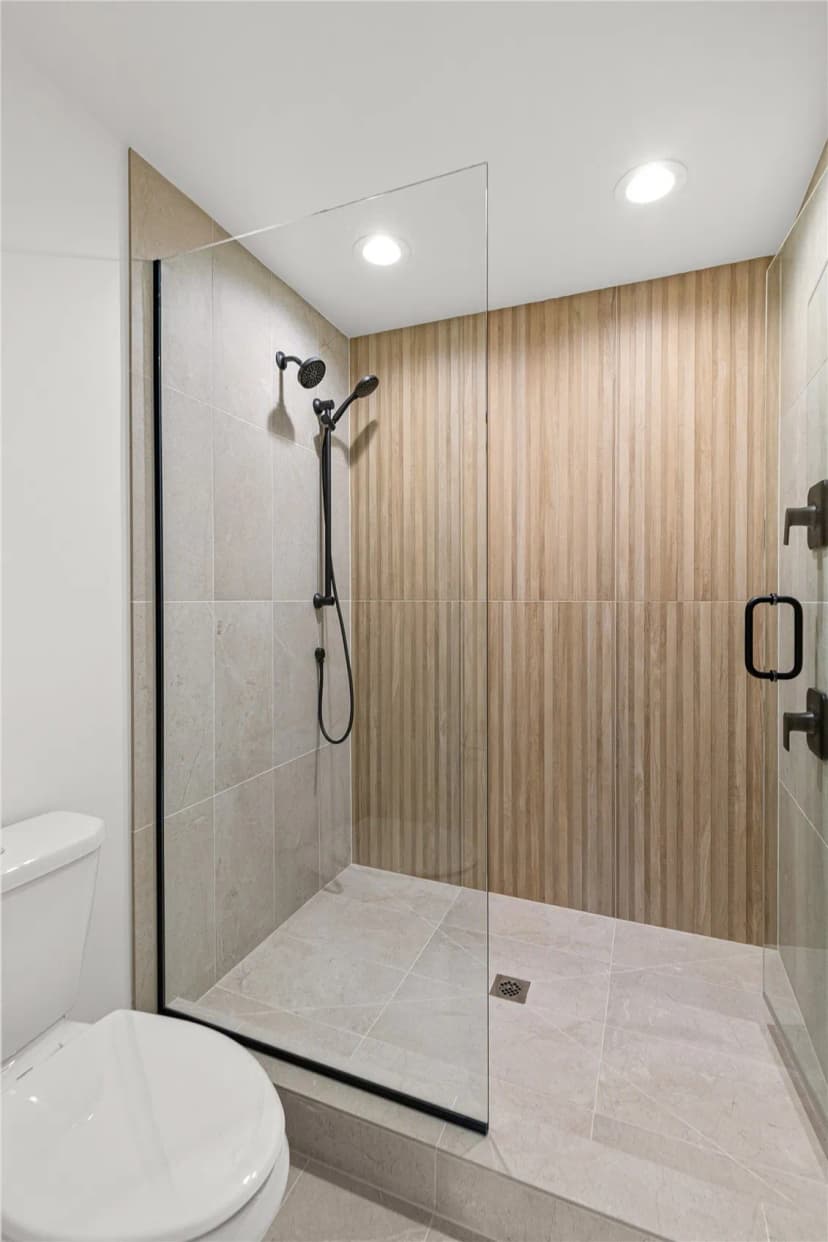 Property photo for 313 17th Avenue E, Seattle photo 27