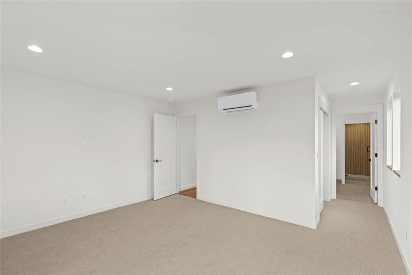 Property photo for 313 17th Avenue E, Seattle photo 23