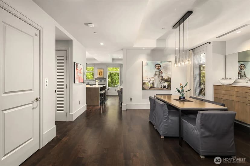 Property photo for 721 Harvard Avenue E, Seattle photo 5