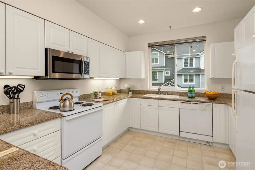 Property photo for 16125 Juanita Woodinville Way E #414, Bothell photo 13