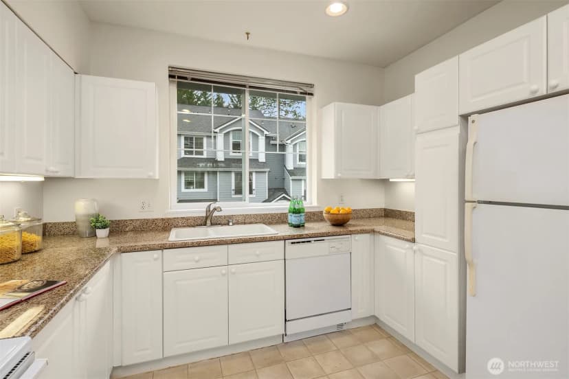 Property photo for 16125 Juanita Woodinville Way E #414, Bothell photo 14