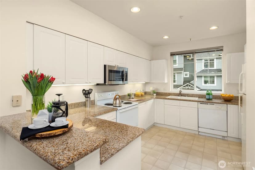 Property photo for 16125 Juanita Woodinville Way E #414, Bothell photo 12