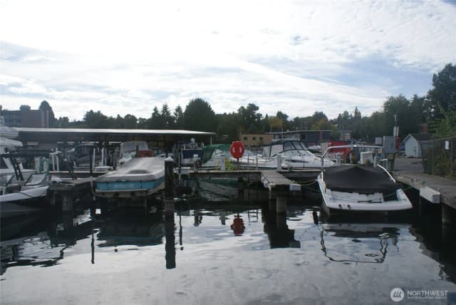 Property photo for 9050 Seward Park Avenue S #29, Seattle photo 5
