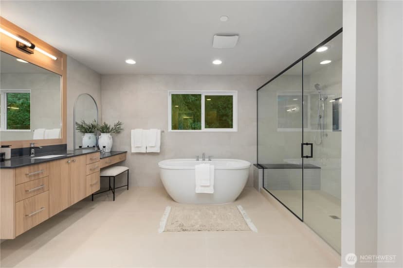 Property photo for 12206 Ne 61st Street, Kirkland photo 25