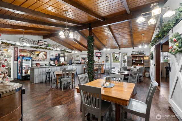 Property photo for 314 W Pine Street, Oakville photo 5