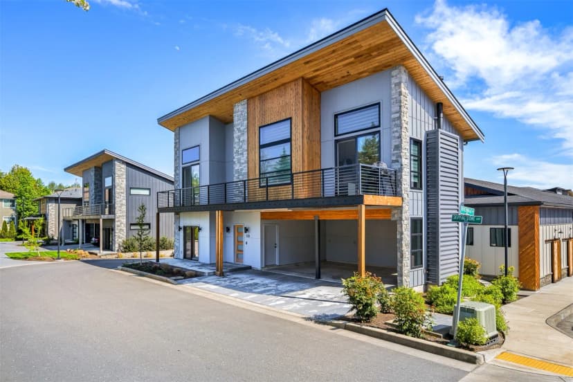 Property photo for 120 Skipping Stone Loop, Lynden