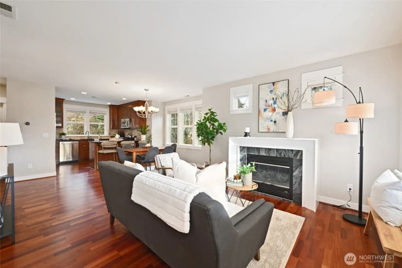 Property photo for 5801 55th Avenue Ne #a, Seattle photo 13